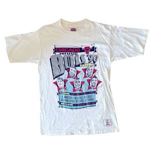 Vintage 90s Chicago Bulls Nutmeg shirt